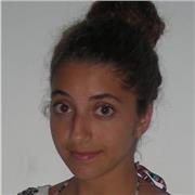 Etudiante donne cours de math